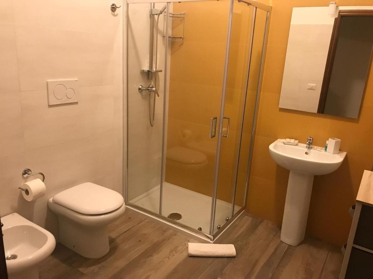 B&B Hollywood - Parcheggio Privato Porto Cesareo Exterior photo